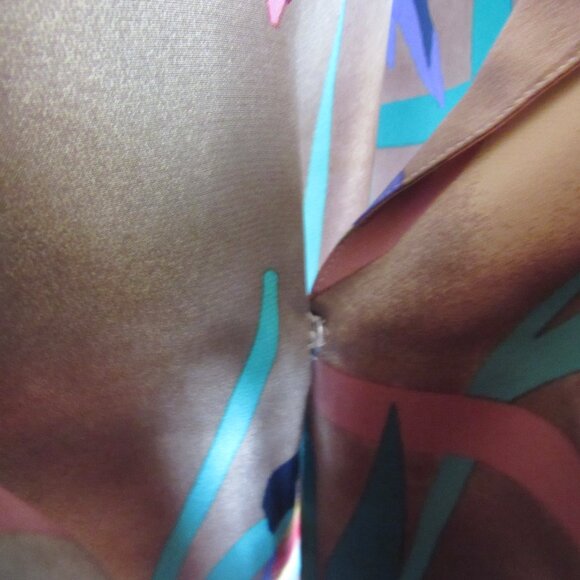 100% Silk Shirt Top Blouse M Vintage 80s Tropical Bird Parrots Ann May Wrap - Picture 8 of 11